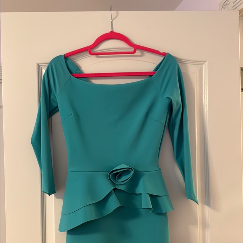 Chiara Boni Elegant Teal Dress with Ruffle Detail and 3/4 Sleeves